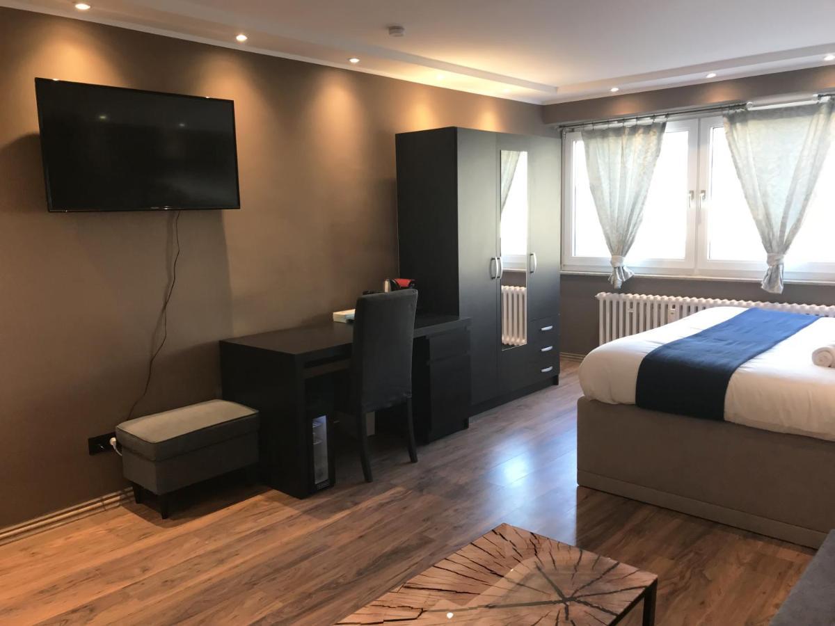 Mike'S Four Apartment Дюселдорф Екстериор снимка