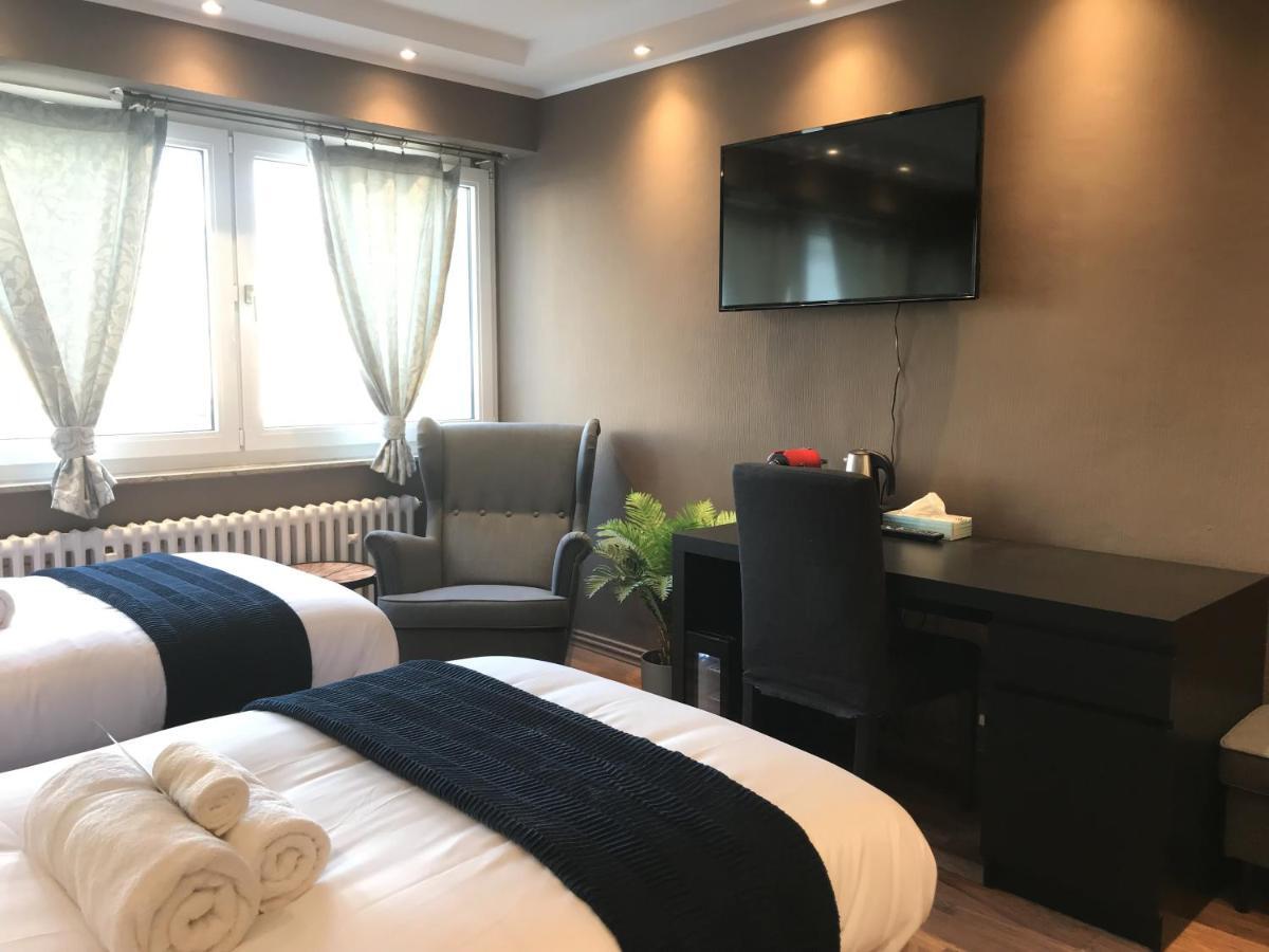 Mike'S Four Apartment Дюселдорф Екстериор снимка