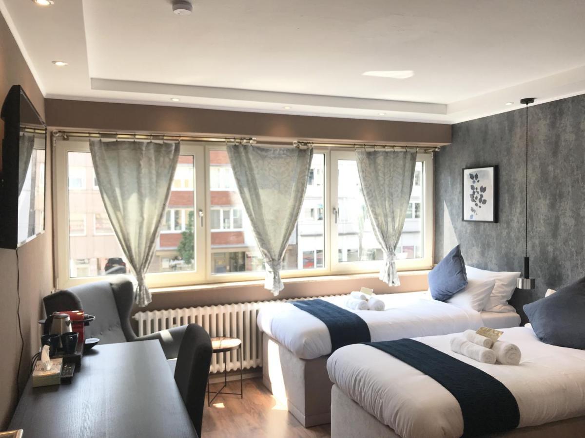 Mike'S Four Apartment Дюселдорф Екстериор снимка